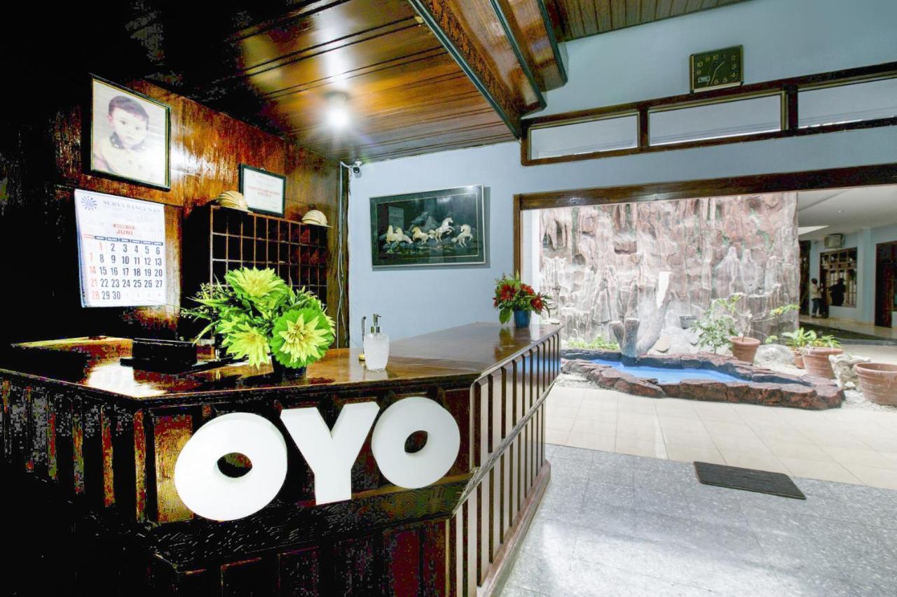 Oyo 2320 ホテル チャルビタ クパン エクステリア 写真