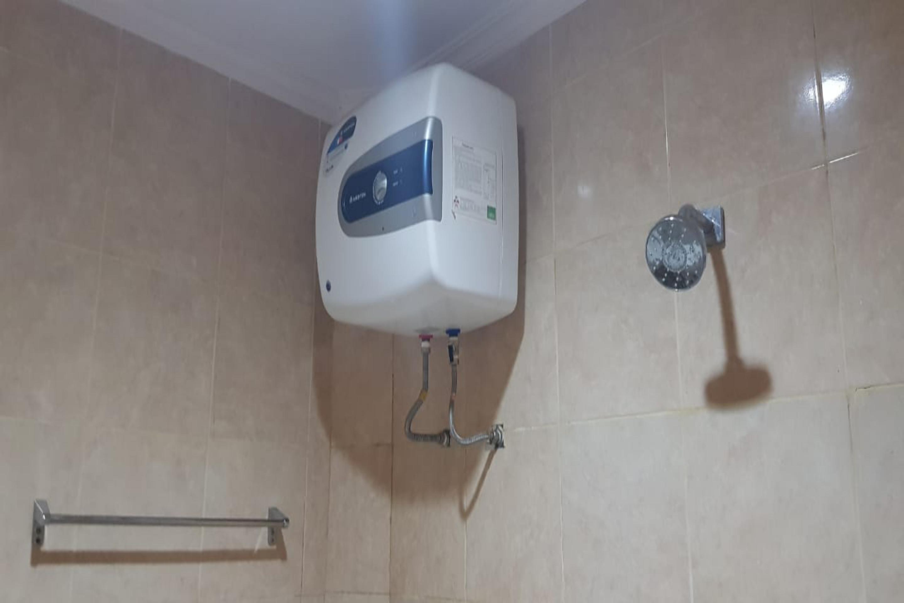 Oyo 2320 ホテル チャルビタ クパン エクステリア 写真
